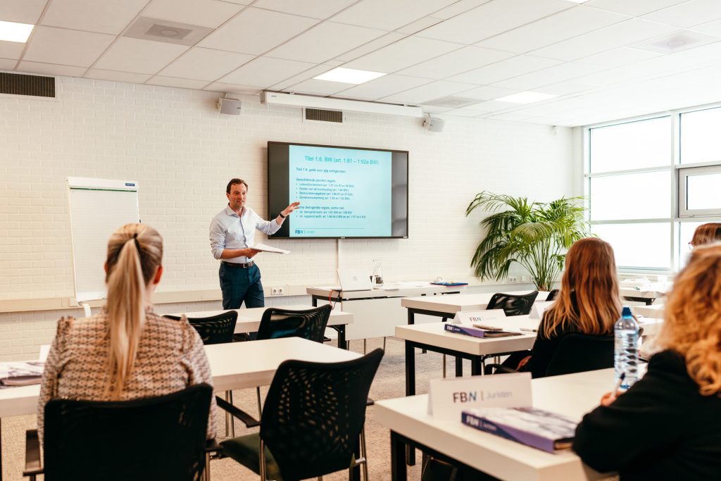 FBN docent geeft cursus
