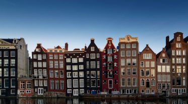 houses-5432876_1920